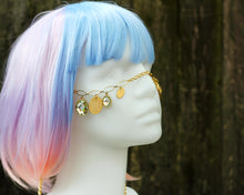 Load image into Gallery viewer, Vintage Glass and Hammered Casting Gold Face Chain, One of a Kind
