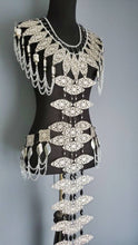 Load image into Gallery viewer, Uniesex Nefertiti Body Chain, Unisex
